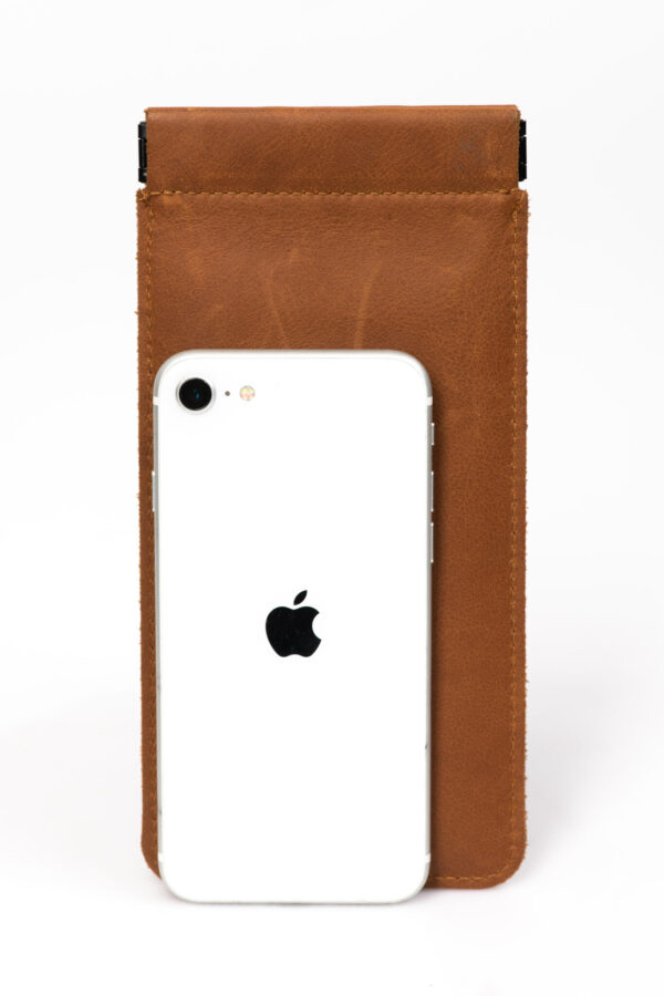 Phone pouch